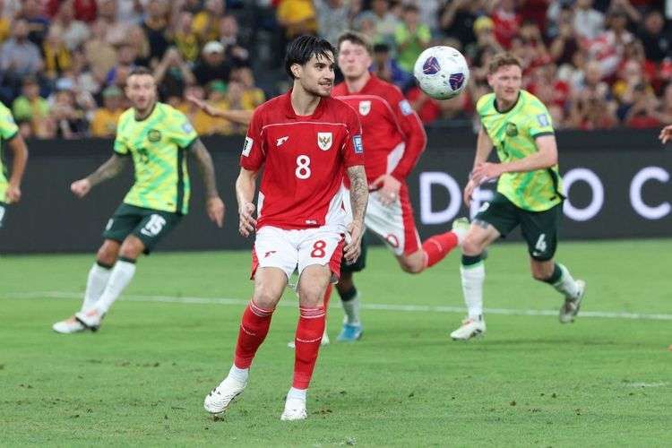 Kevin Diks Kecewa Usai Gagal Cetak Gol Pinalti ke Gawang Australia